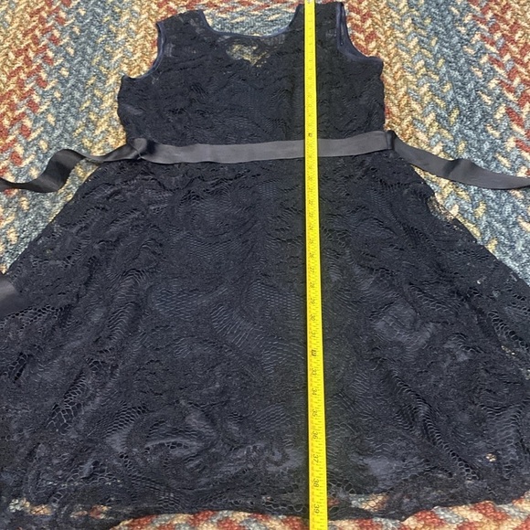 Size 14P Black Dress - Picture 8 of 11